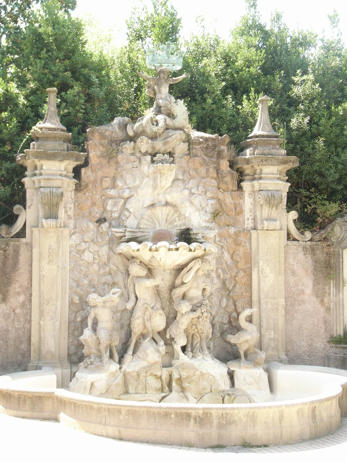 La fontana monumentale di Villa Sciarra, nel quartiere di Monteverde a Roma